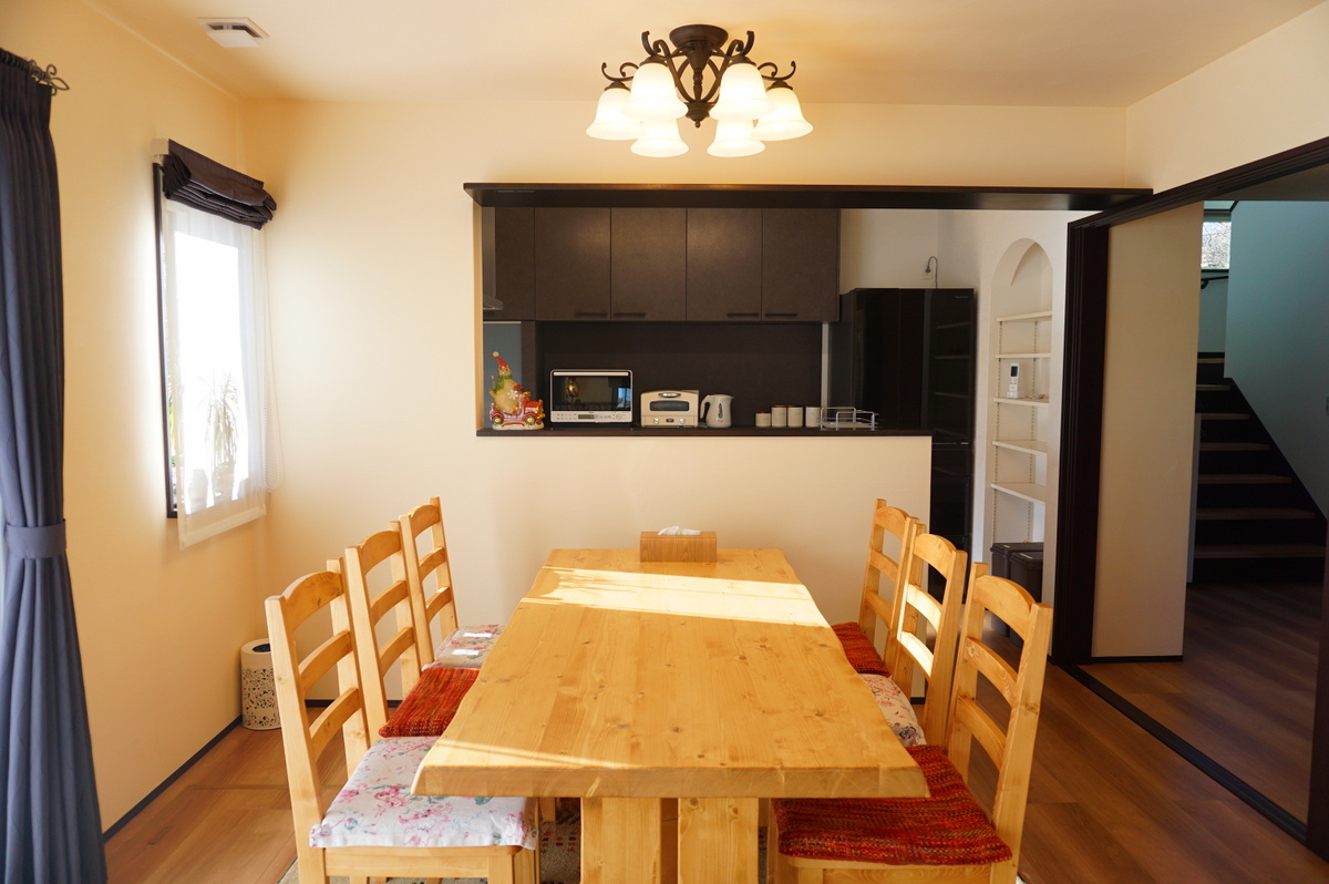 2021年新築貸別荘　湯川ふるさと公園近隣　Tree Village Karuizawa　South Villa　貸別荘の長期滞在は特別料金を設定致しました　要電話